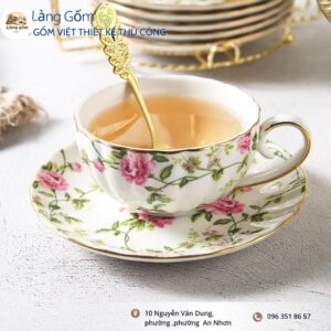 Tách Trà "Hoàng Gia Hoa Hồng"